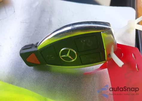 2015 Mercedes-Benz C 300 4Matic from USA, damaged, VIN 55SWF4KB5FU048259